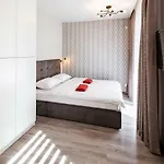Апартаменти в центрі *